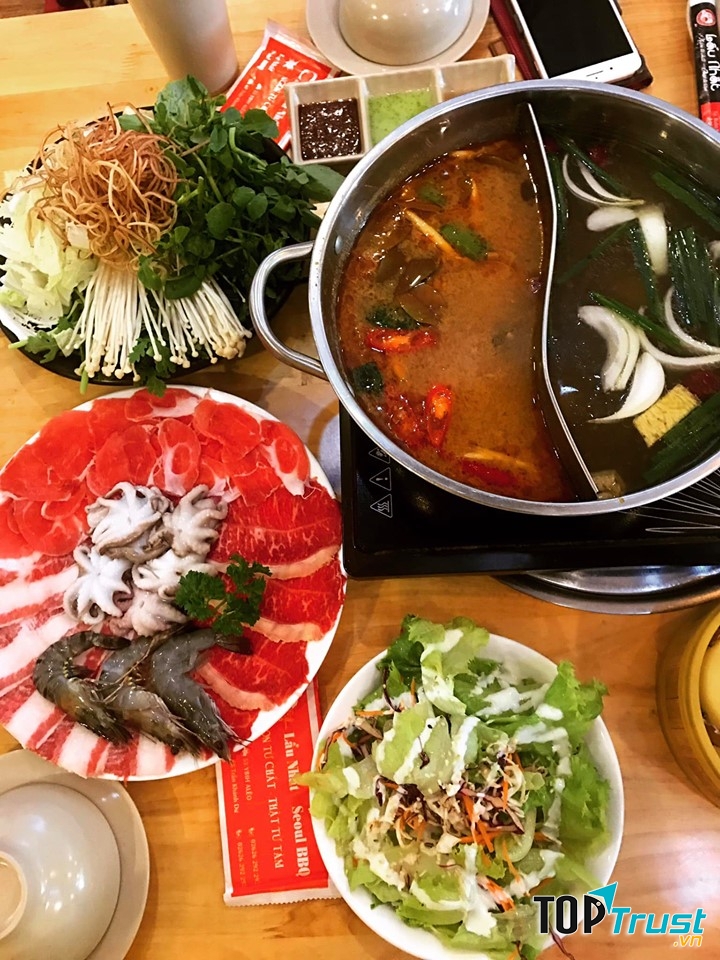 Tại đây có nhiều loại nước lẩu cho bạn lựa chọn