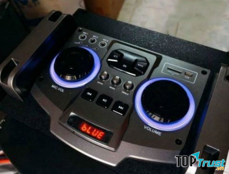 Loa kéo bluetooth Microtek MTK-04 dễ sử dụng với âm thanh cực đỉnh