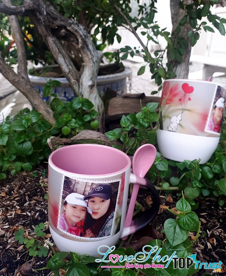 Ly sứ in hình theo yêu cầu tại Love's Shop