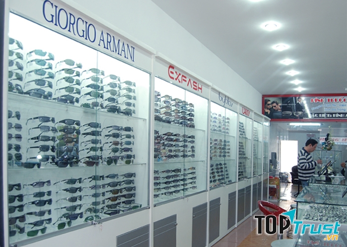 Mắt kính Hàng Hiệu