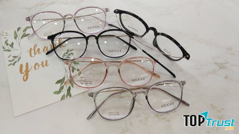 Mắt kính thời trang Vân Tình