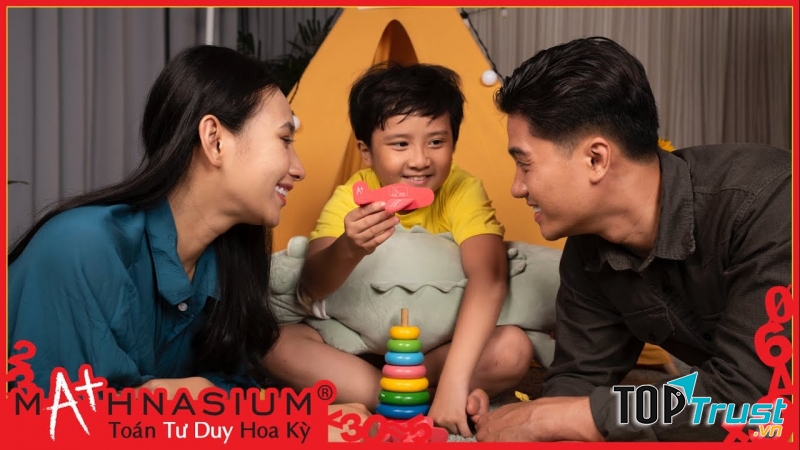 Nếu phụ huynh nào muốn con mình được giáo dục theo phương pháp dạy học Hoa Kỳ thì đây chính xác là địa chỉ mà bạn đang cần.