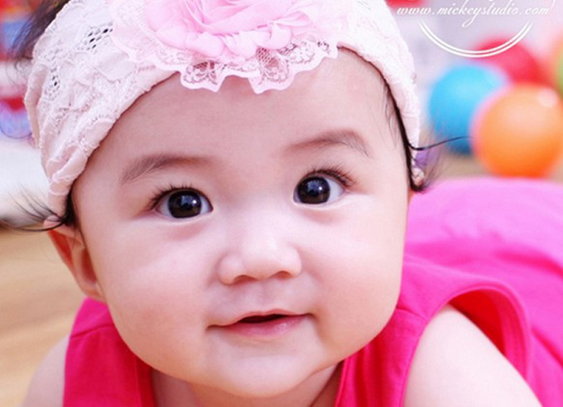 Nhựa lá trầu không giúp lông mày bé nét và đẹp.