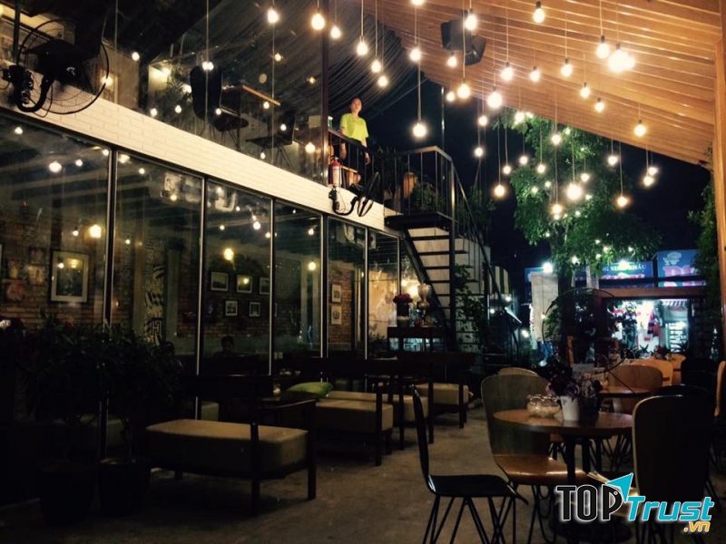 Quán lãng mạn vô cùng