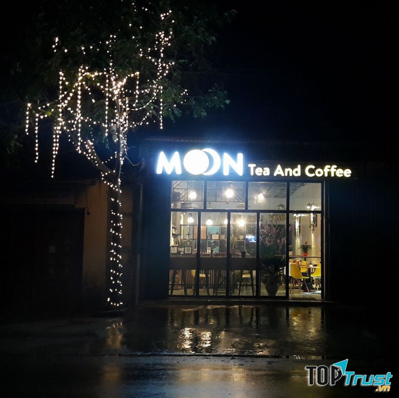 Moon Tea and Coffee
