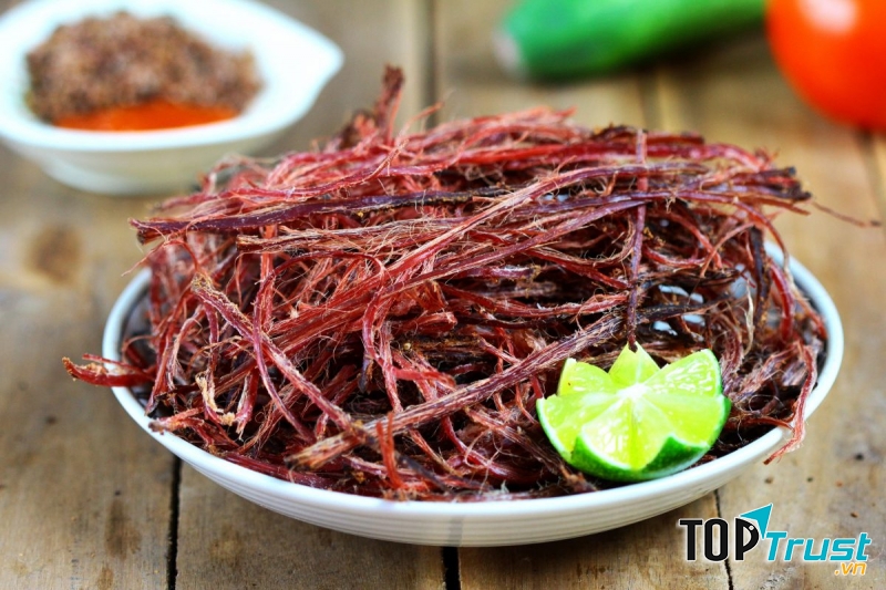 Thịt trâu gác bếp