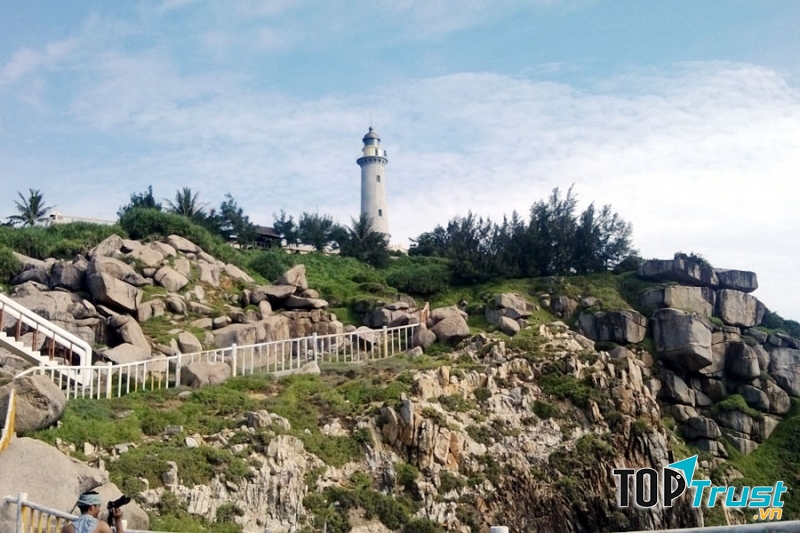 Ngọn Hải Đăng trên Mũi Điện