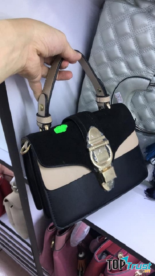 Mẫu túi luôn cập nhật