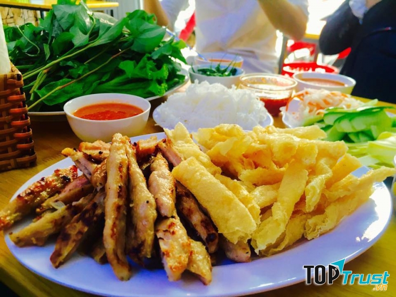 Quán nem nướng Bình Dương