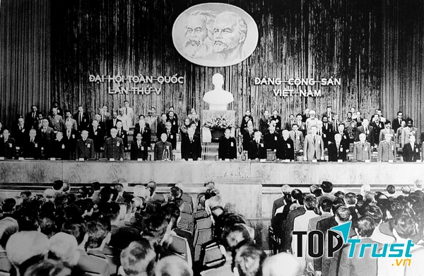 Đại hội Đoàn Thanh niên Cộng Sản Hồ Chí Minh lần thứ V - tại Hà Nội