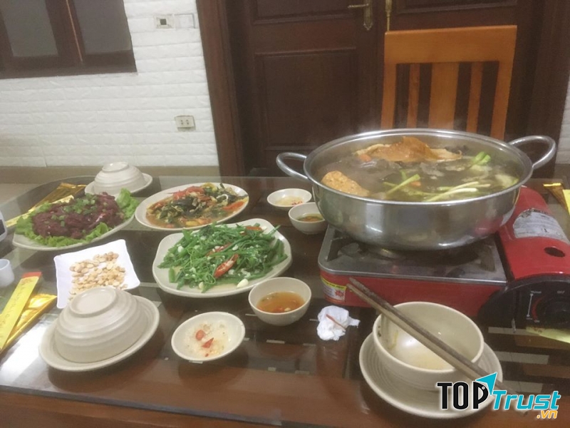 Nhà hàng Hùng Còi Thịt trâu 36 món Quốc Oai.