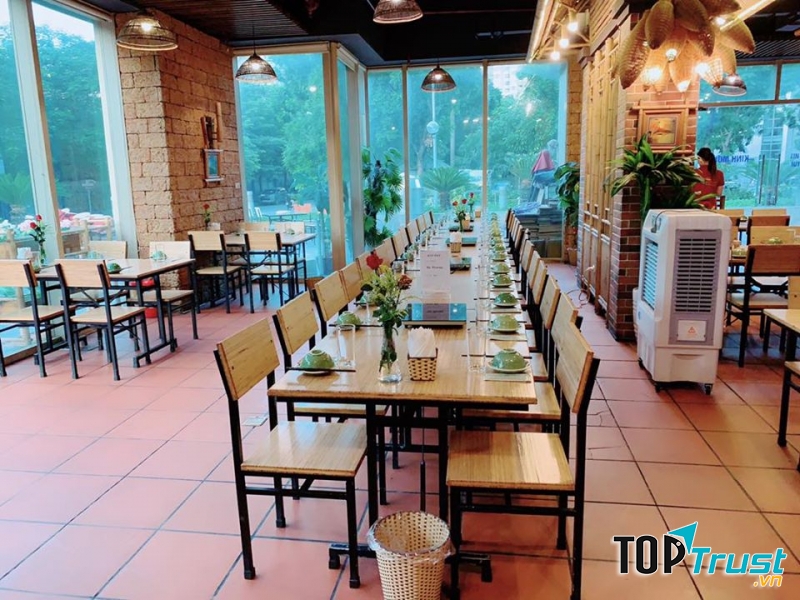 Nhà hàng Sông Quê