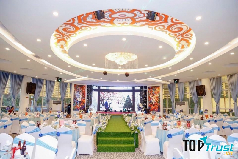 Nhà Hàng Tiệc Cưới Hoàng Gia 2