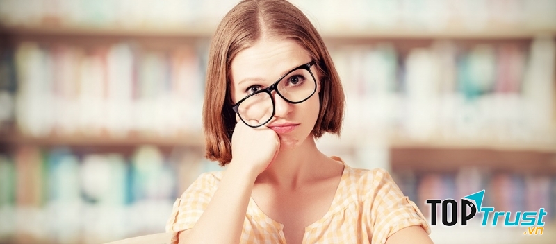 Những cô nàng vô duyên