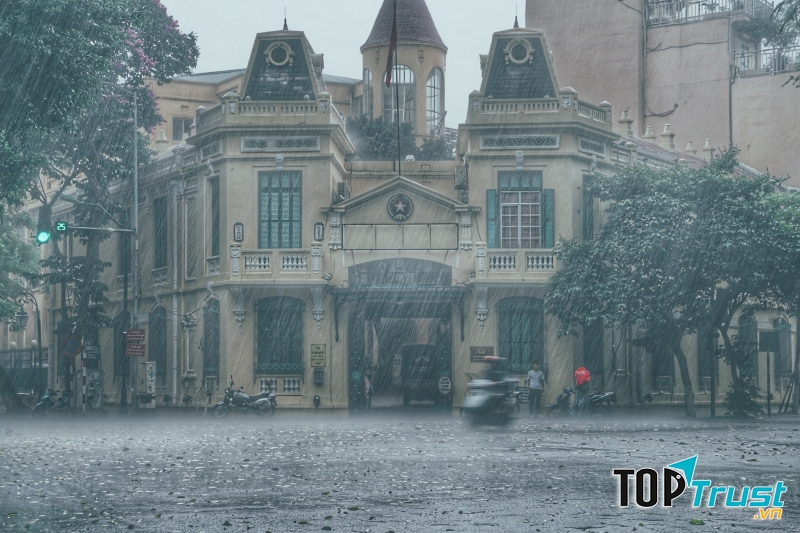 Những cơn mưa lạnh