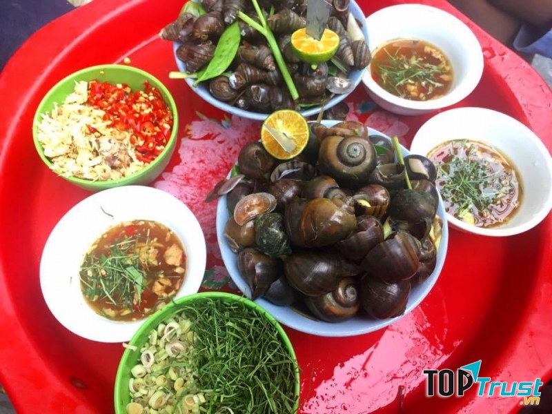 Ốc luộc Vỉa hè Nam Định