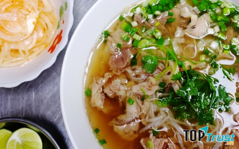 Phở thơm ngon
