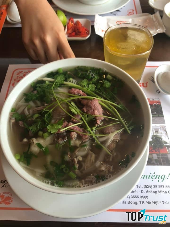 Phở Số 10 Lý Quốc Sư- Hoàng Minh Giám