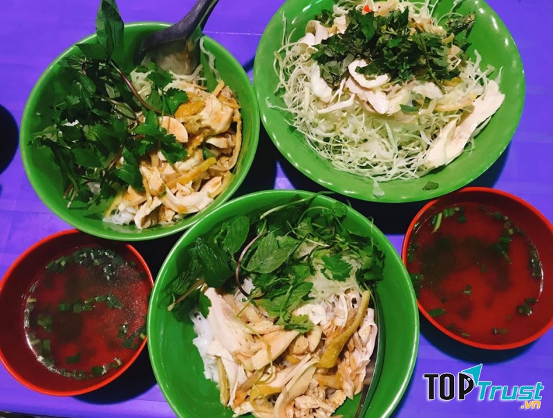 Phở Trộn Hạnh (65 Phố Lãn Ông)