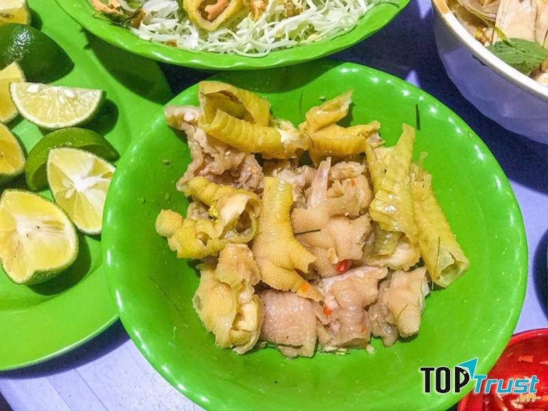 Chân gà rút xương