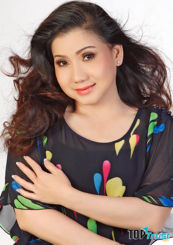 Nghệ sĩ Phượng Loan