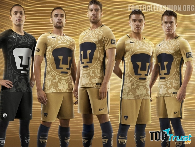 Màu áo rất bắt mắt của Pumas