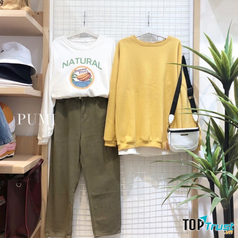 Quần áo được sắp xếp tinh tế và gọn gàng, bạn sẽ không phải đau đầu để lựa chọn khi đến Pumi.