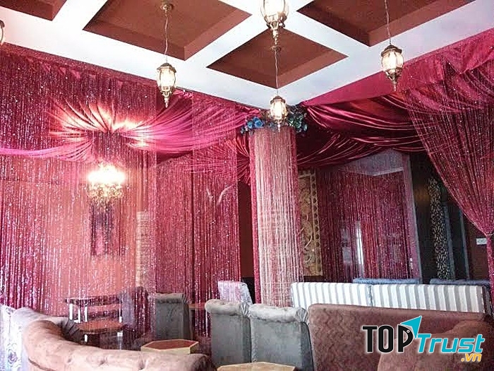 Không gian quán Bi Coffee