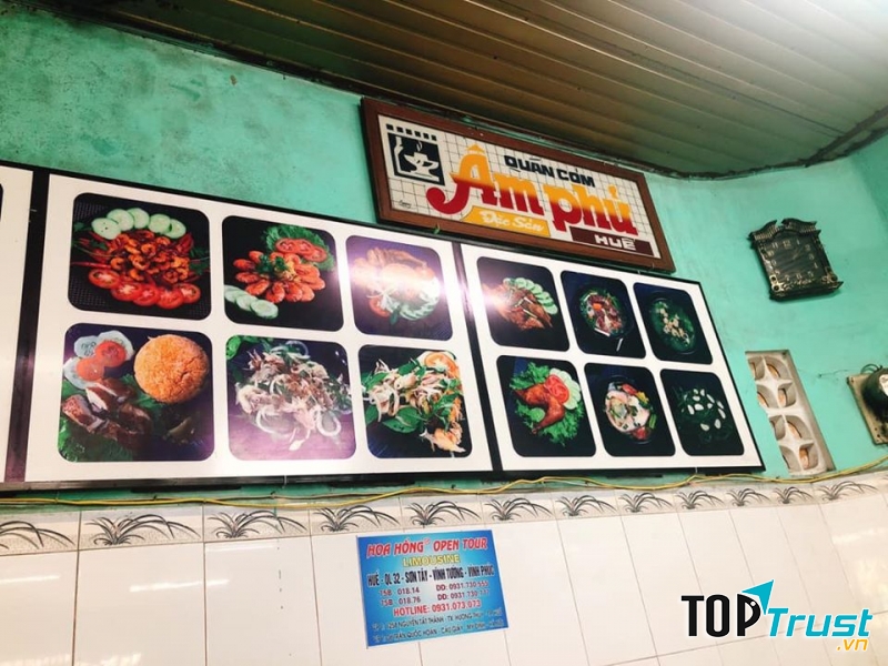 Quán cơm Âm Phủ