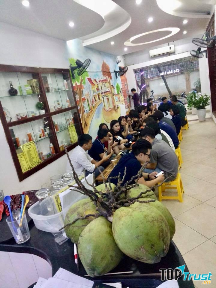 Quán Ngon Chè Nghé - Chè Sầu Liên