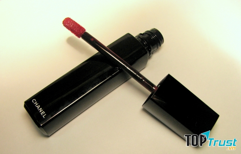 Rougue allure Extrait De Gloss pure shine - Chanel