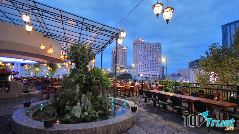 Saigon Rooftop Bar