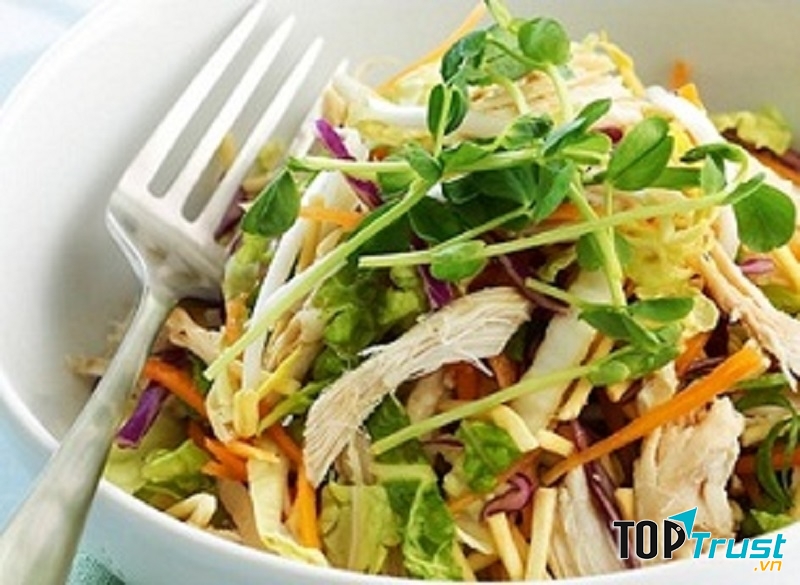 Salad thịt gà