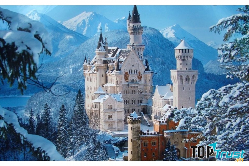 Schloss Neuschwanstein - đẹp như bức tranh cổ tích