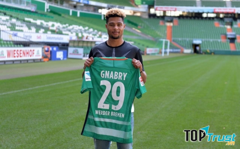 Serge Gnabry về đầu quân cho Bremen