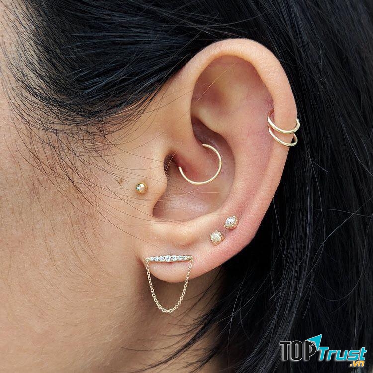 Xỏ khuyên tại SUN9 Store