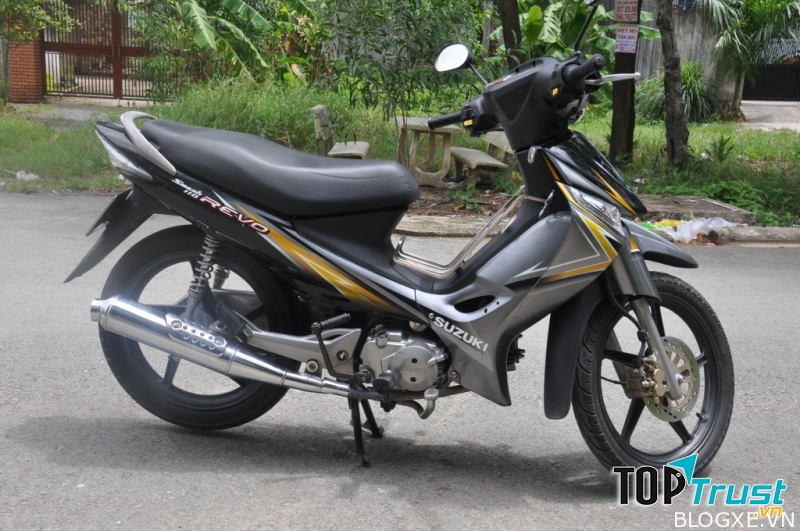 Suzuki Revo cũ – Giá: 8.000.000 VND