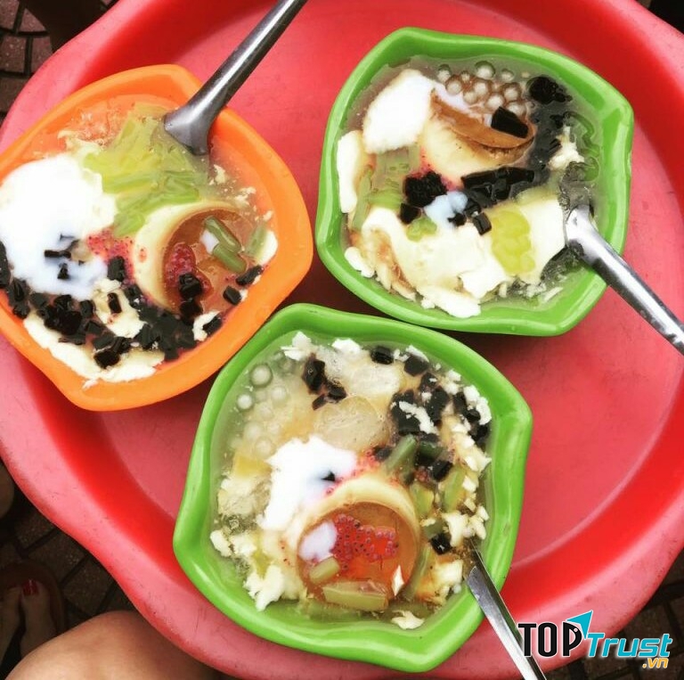 Tào Phớ Dốc Cẩm