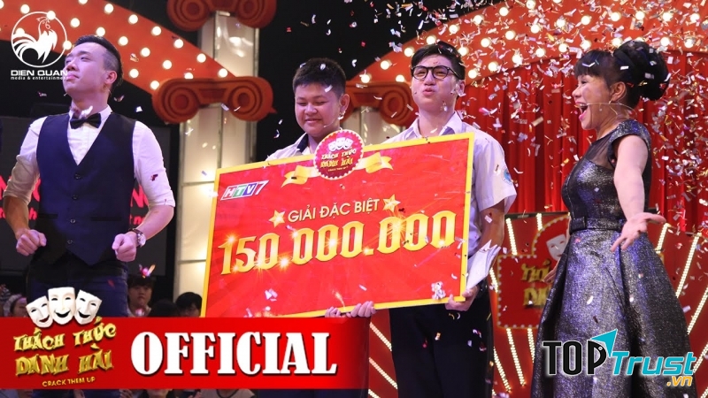 Hai tài năng trẻ nhận được giải thưởng cao nhất tại Thách thức danh hài mùa 2