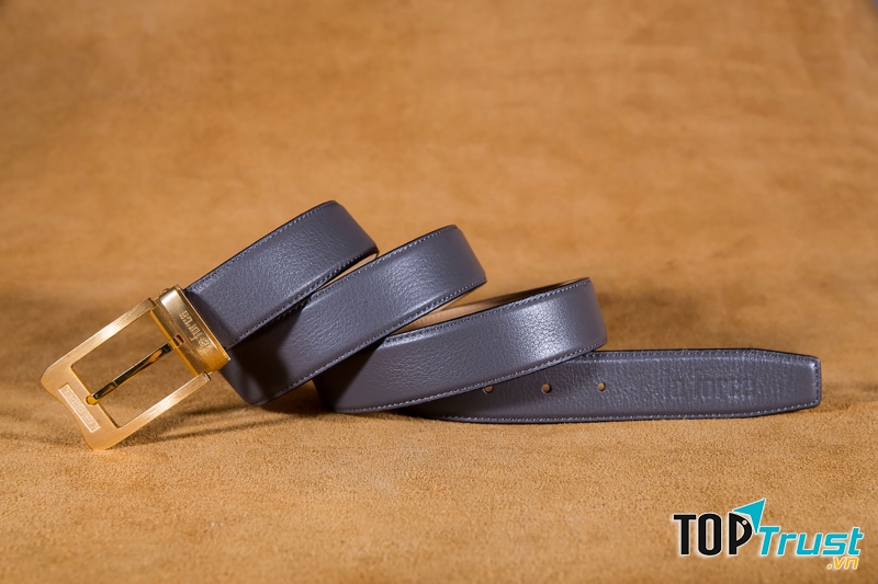 Dám chắc rằng tủ đồ của nam giới có thể thiếu gì chứ không thể thiếu chiếc thắt lưng.