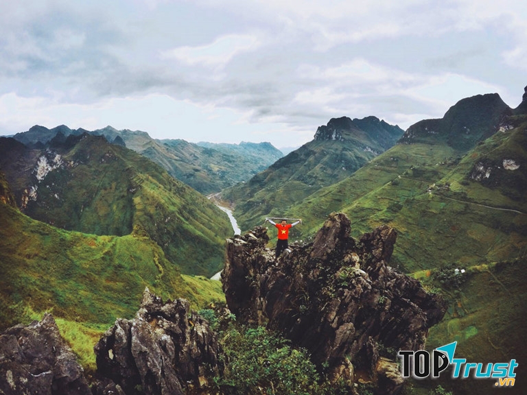 Đèo Mã Pí Lèng và sông Nho Quế