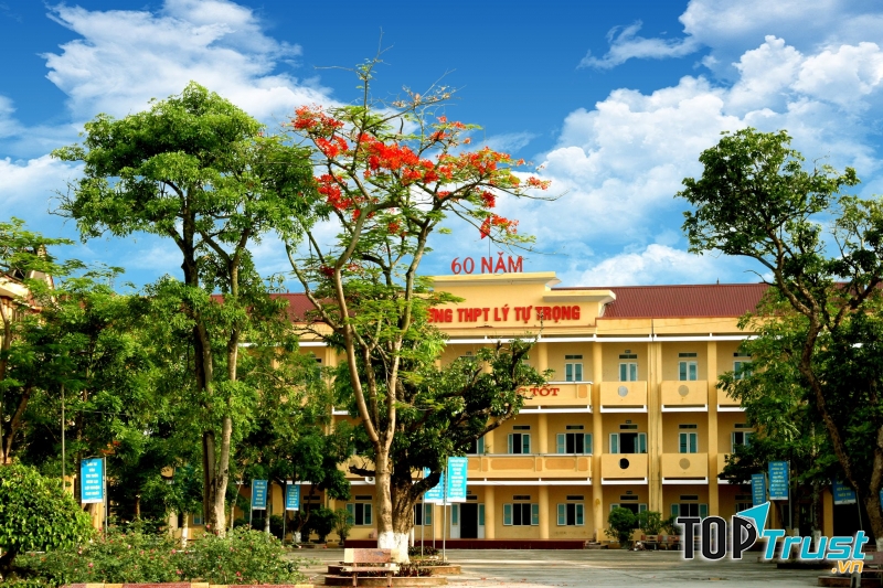 THPT Lí Tự Trọng