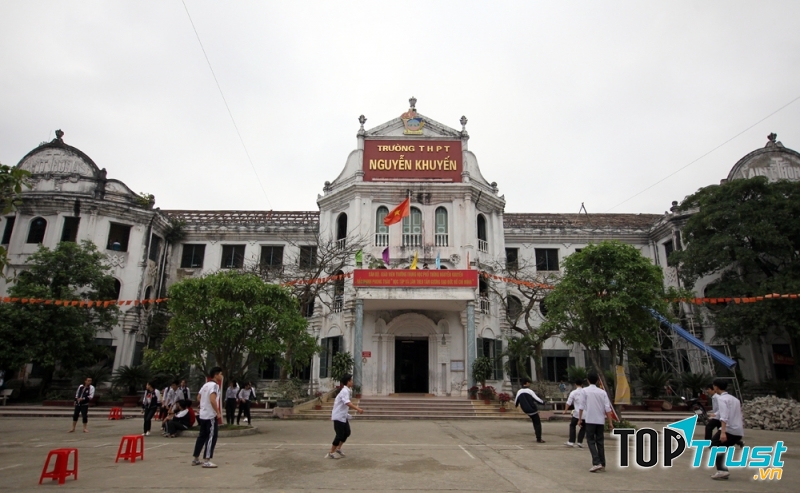 THPT Nguyễn Khuyến