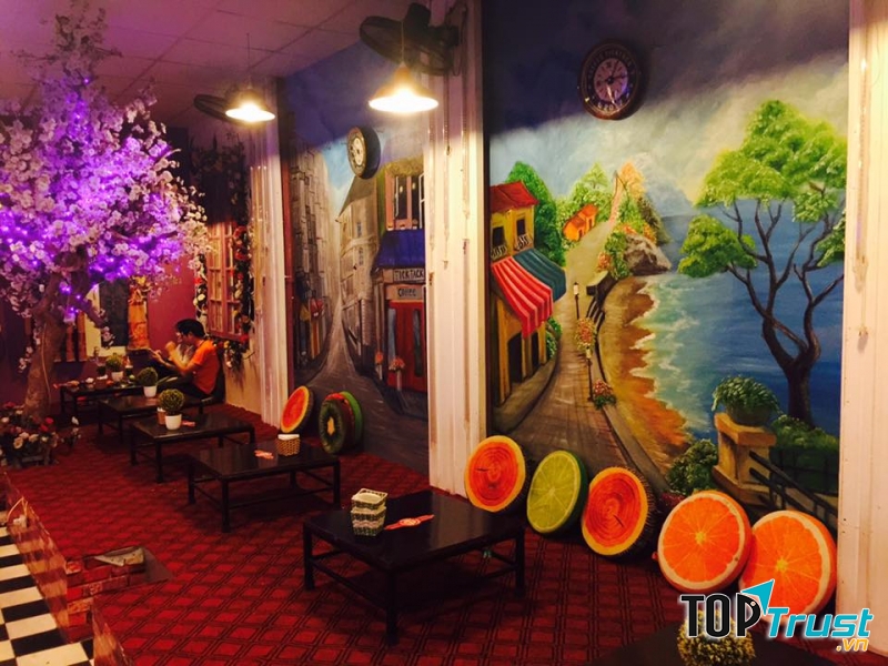 TICK TACK COFFEE - Không gian bên trong quán