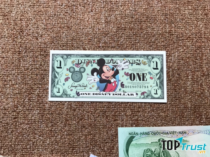 Tiền lì xì hình chuột