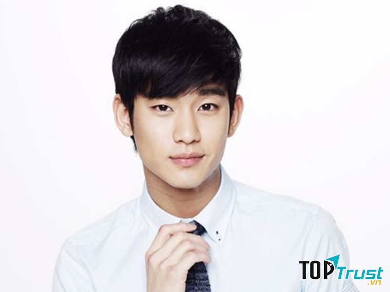 Kiểu tóc nam thẳng