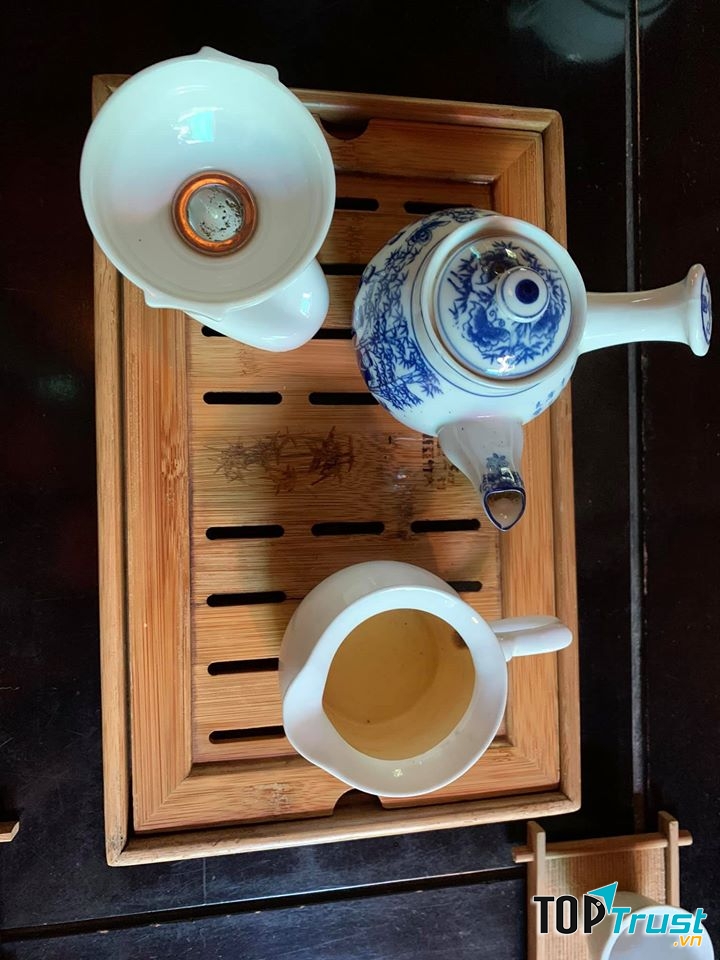 Ấm trà đơn giản mà ấn tượng tại Trà thất Kim Long