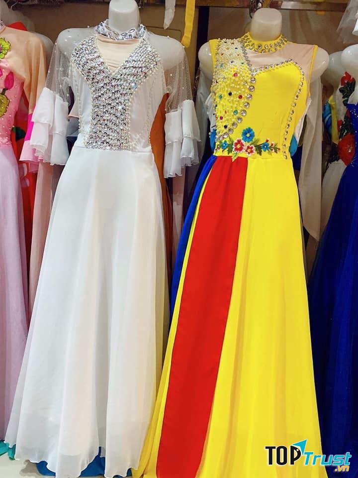 Trang phục - Áo dài thu Nga