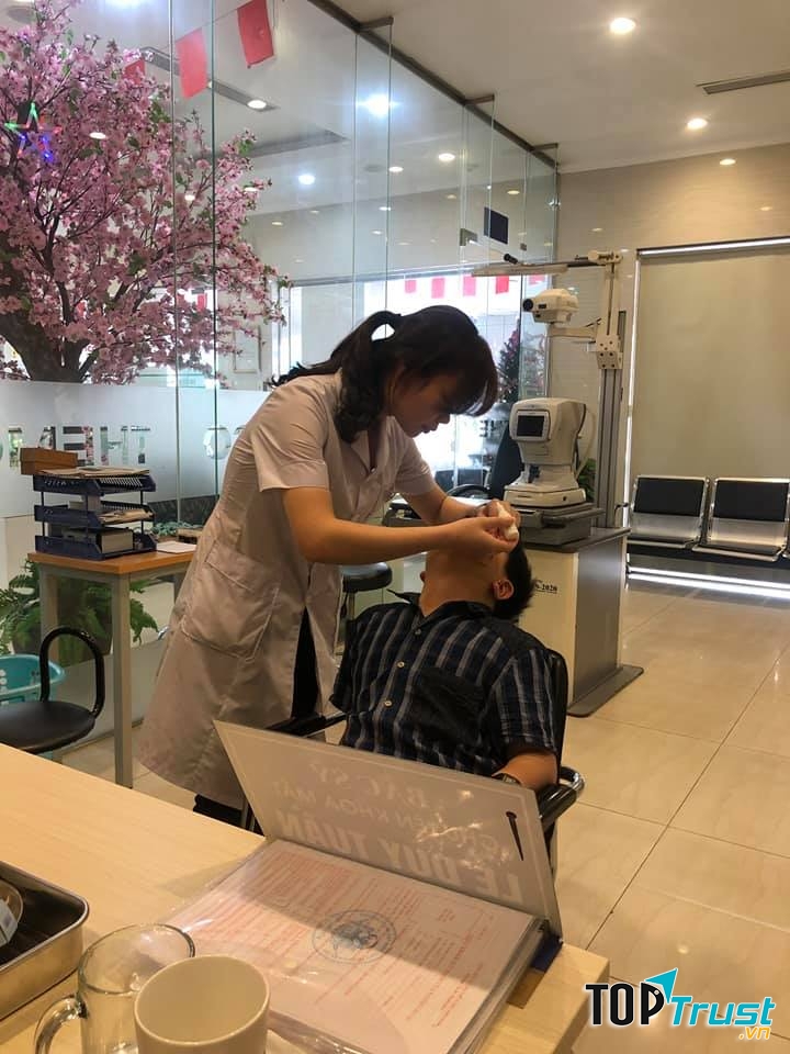 Trung tâm kính thuốc - kính mắt Nguyễn Trãi