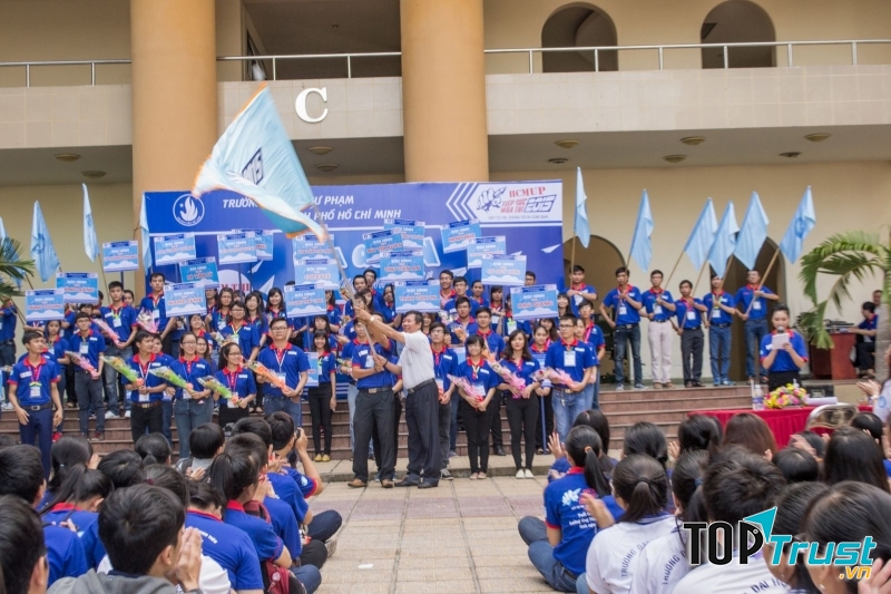 Sinh viên Sư phạm ra quân mùa chiến dịch tuyển sinh 2016